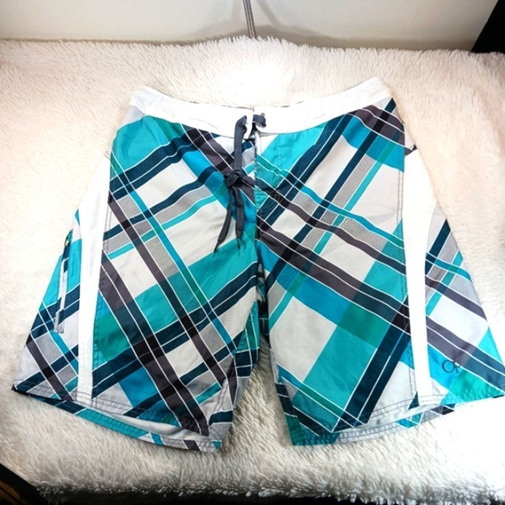 OP Blue and White Geometric Board Shorts Lined. Mens Large 36/38 NWOT